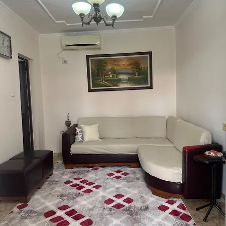 Villa Tirana Tiran